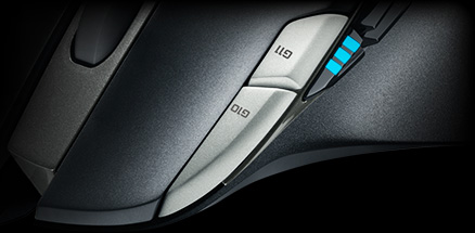 Close up of DPI buttons for in game shifting