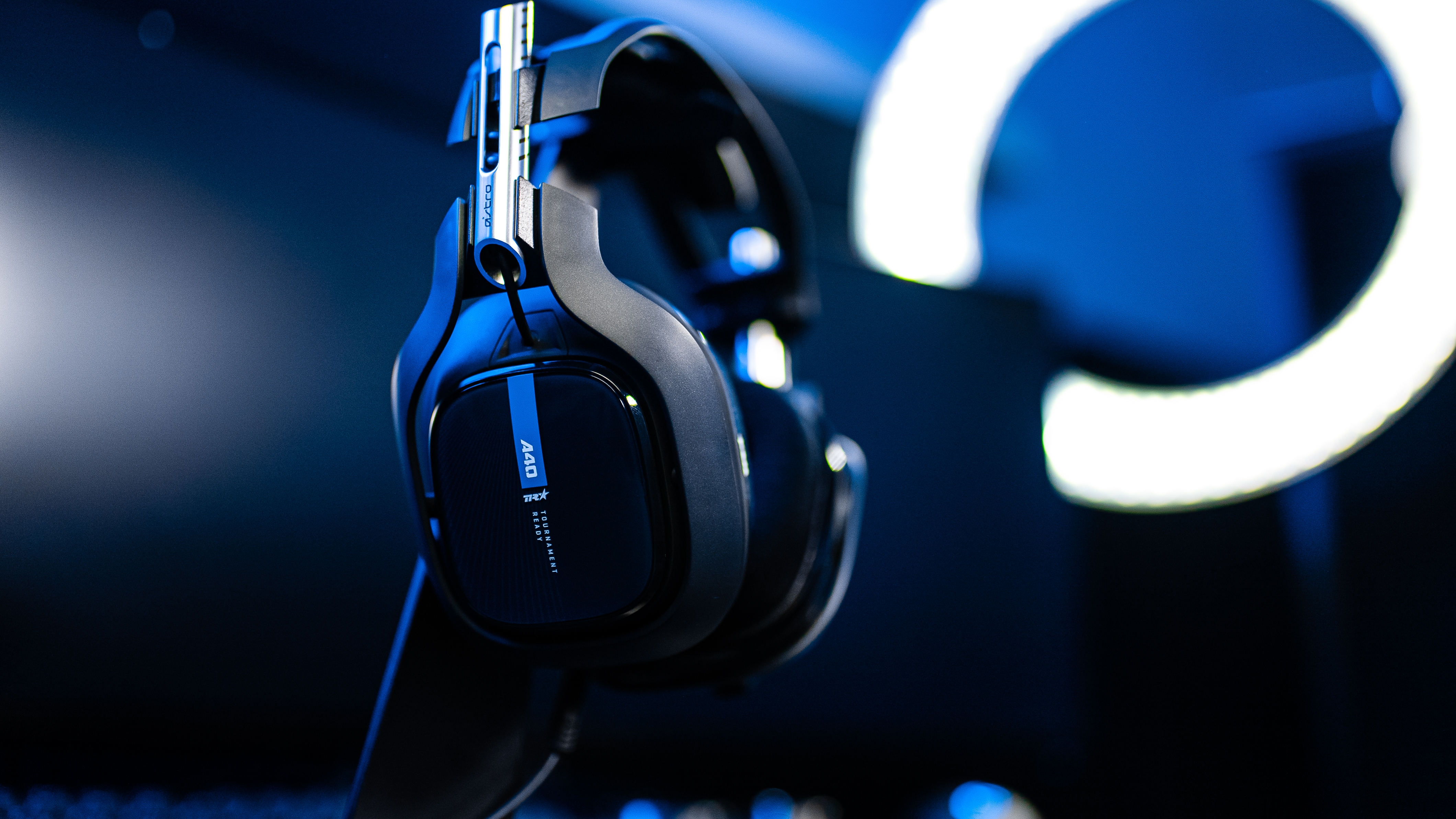 ASTRO A40 TR Headset & MixAmp Pro TR for Xbox | ASTRO Gaming