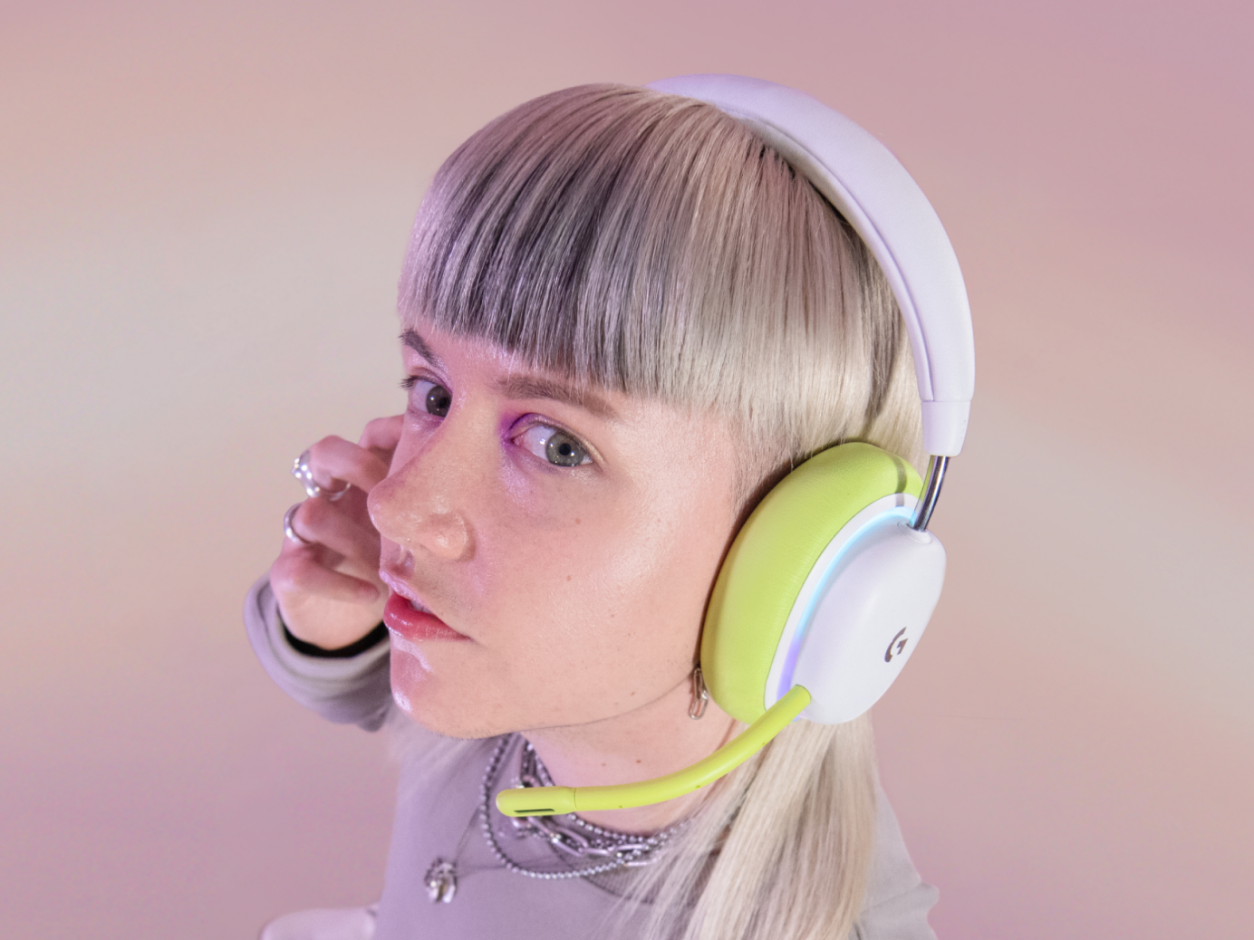 G735 Wireless Gaming Headset with Bluetooth | Logitech G