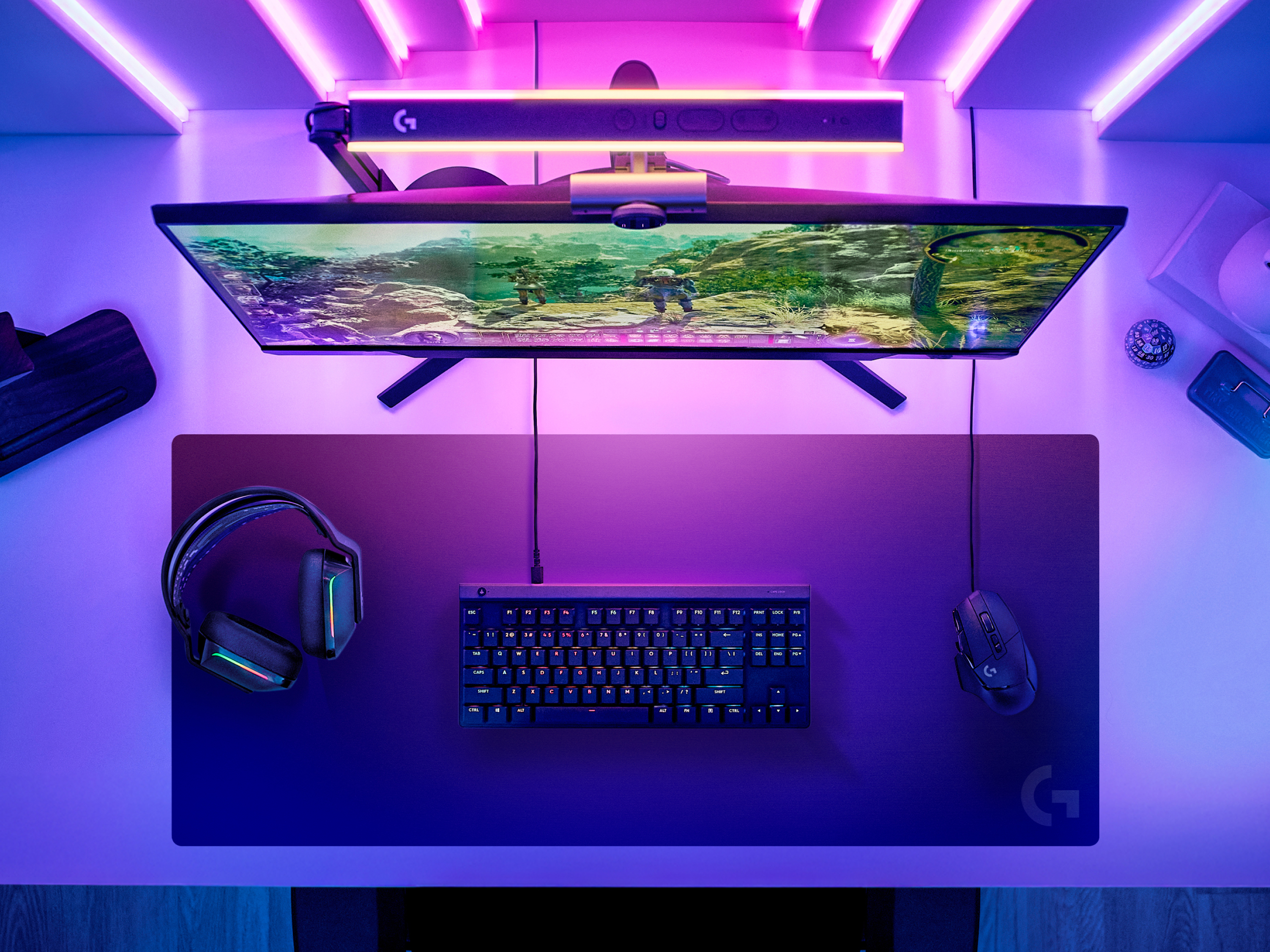 Logitech G840 Extra Large (XL) Gaming Mouse Pad | Logitech G