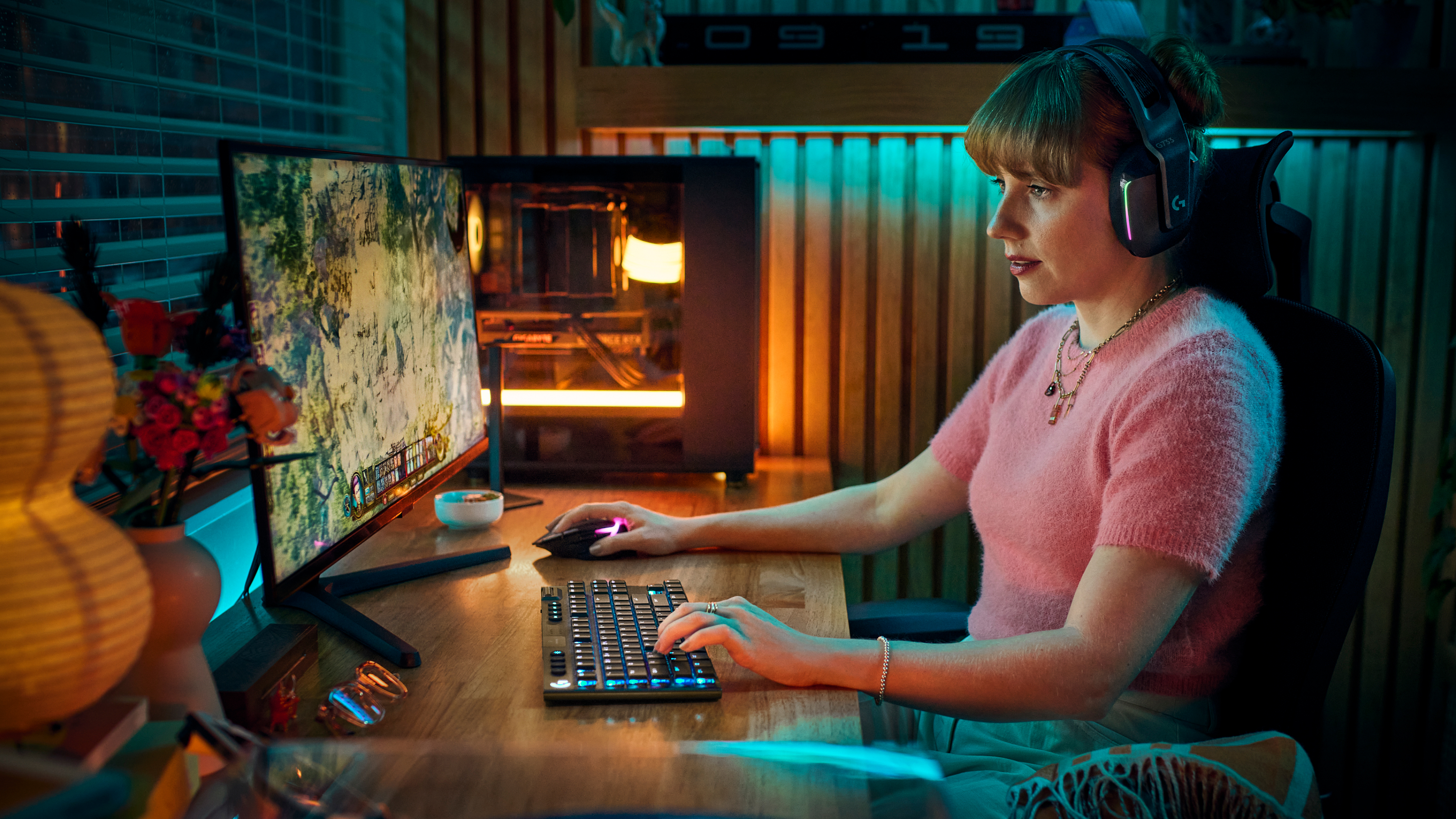 Teclado para jogos sem fios RGB G915 X TKL | Logitech G